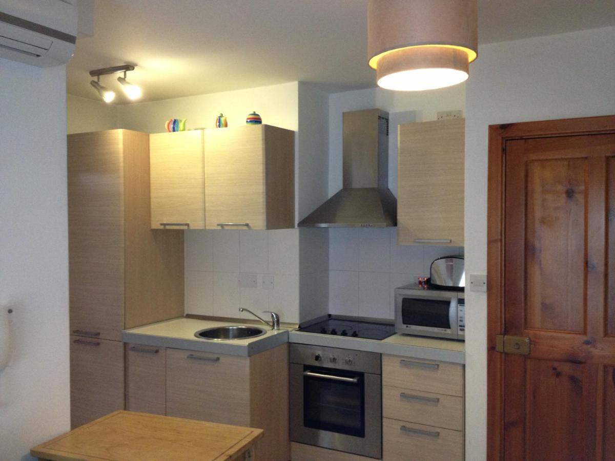 Paceville Avenue Apartment Saint Julian's ภายนอก รูปภาพ